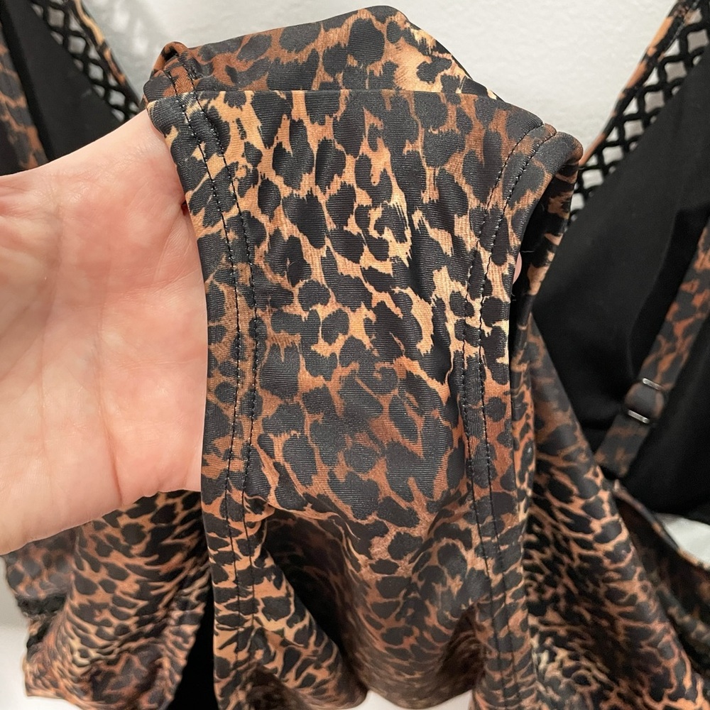 SOLD - Swimsuits For All Leopard Print One Piece - 24W - Picture 6 of 7